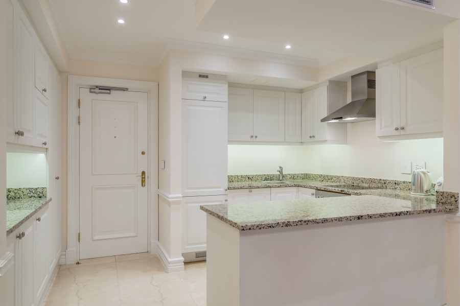To Let 2 Bedroom Property for Rent in Sea Point Western Cape
